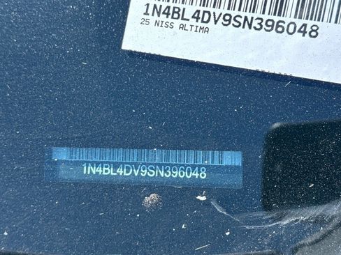 Certified 2025 Nissan Altima 2.5 SV FWD image 8