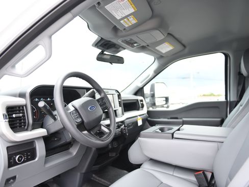 New 2026 Ford F250 XL AWD/4WD image 18