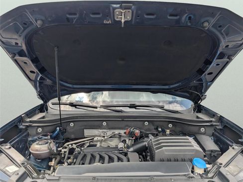 Used 2018 Volkswagen Atlas SEL Premium image 10