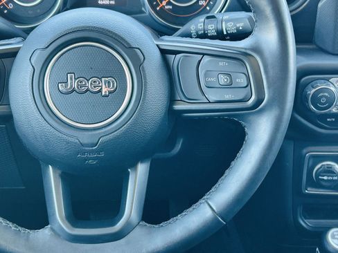 Used 2022 Jeep Wrangler Unlimited Sport AWD/4WD image 13