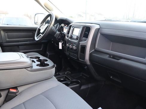 Used 2018 RAM 3500 Tradesman w/ Chrome Appearance Group image 22