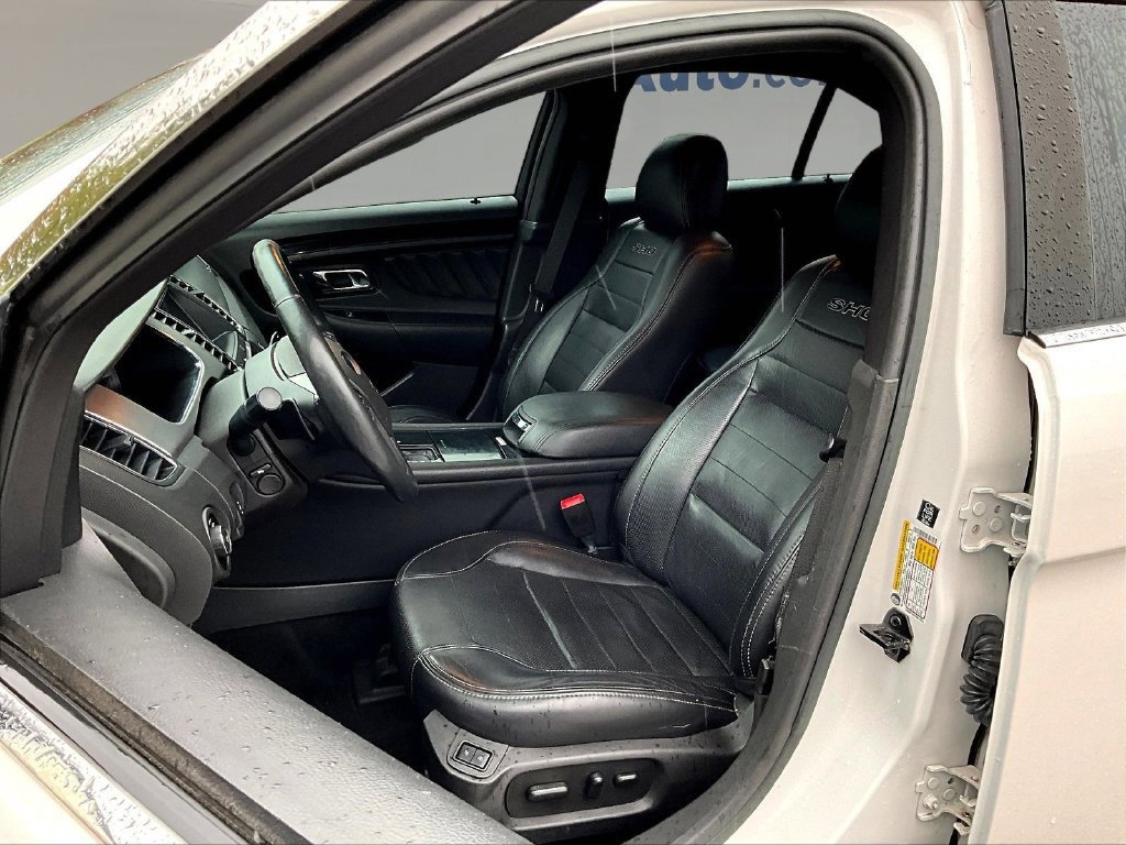Used 2018 Ford Taurus SHO w/ Driver Assist Package AWD/4WD image 24