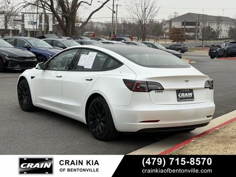 Used 2021 Tesla Model 3 Standard Range Plus image 5