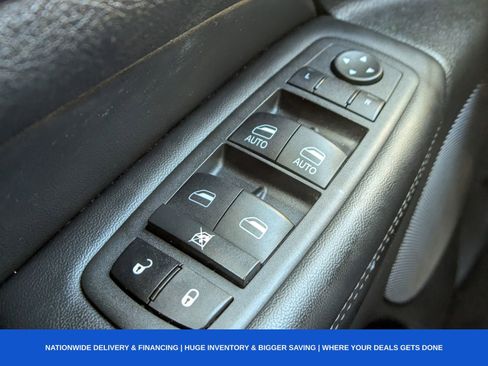 Used 2022 Jeep Grand Cherokee Laredo X image 34