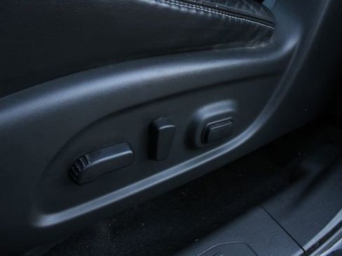 Used 2019 Nissan Murano Platinum w/ Cargo Package FWD image 3