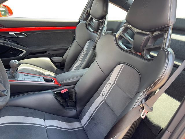 Used 2018 Porsche 911 GT3 RWD image 10