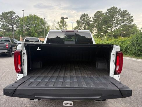 Used 2021 GMC Sierra 1500 Denali w/ Denali Premium Package AWD/4WD image 18