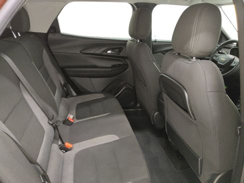 Used 2021 Chevrolet TrailBlazer LT FWD image 19
