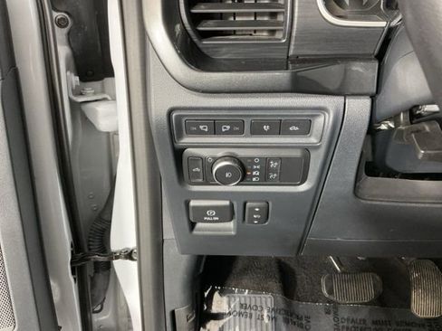 Used 2022 Ford F150 XLT w/ Equipment Group 302A High image 37