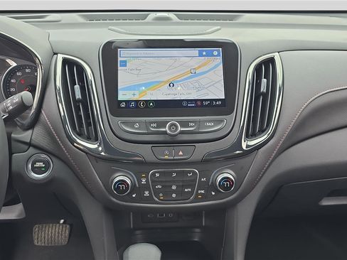 Used 2022 Chevrolet Equinox RS w/ RS Leather Package AWD/4WD image 21
