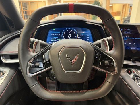 Used 2024 Chevrolet Corvette Stingray Convertible w/ 1LT image 32