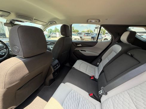 Used 2019 Chevrolet Equinox LT FWD image 24