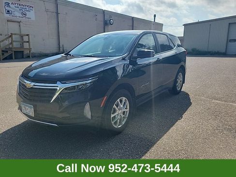 Used 2024 Chevrolet Equinox LT AWD/4WD image 1