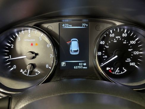 Used 2017 Nissan Rogue SL w/ SL Premium Package image 24