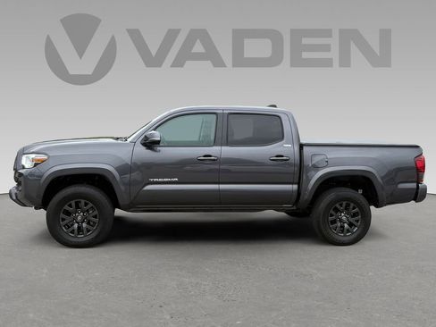 Used 2023 Toyota Tacoma SR5 w/ Technology Package AWD/4WD image 6