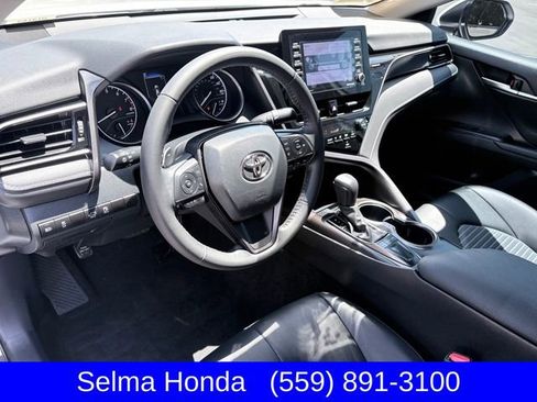 Used 2024 Toyota Camry SE FWD image 7