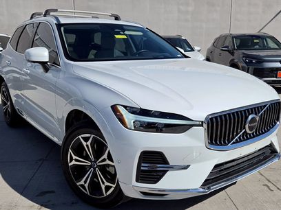 Used 2022 Volvo XC60 T8 Inscription Expression