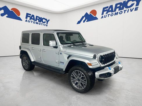 Used 2024 Jeep Wrangler High Altitude AWD/4WD image 5