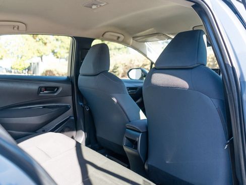 Certified 2022 Toyota Corolla LE FWD image 21