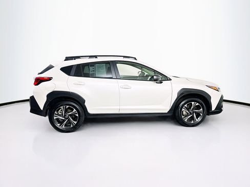 Used 2024 Subaru Crosstrek 2.0i Premium image 10