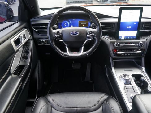 Used 2020 Ford Explorer ST w/ ST Street Pack image 14