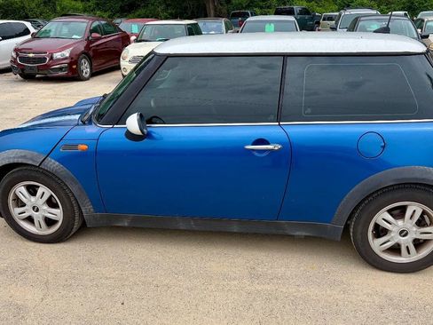 Used 2006 MINI Cooper Hardtop FWD image 6