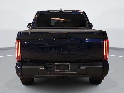 Used 2025 Toyota Tundra Limited AWD/4WD image 6
