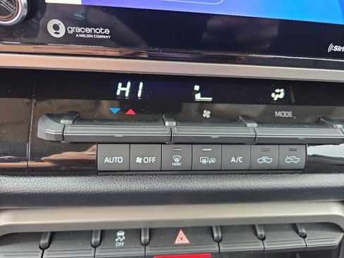 Used 2022 Toyota Tundra SR5 image 32