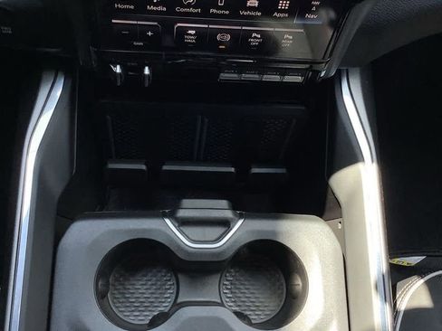 New 2025 RAM 2500 Laramie image 21