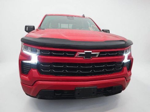 Used 2022 Chevrolet Silverado 1500 RST w/ Convenience Package II AWD/4WD image 2