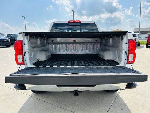 Used 2018 Chevrolet Silverado 1500 LTZ w/ Sport Package AWD/4WD image 25