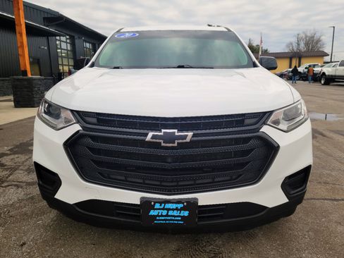 Used 2020 Chevrolet Traverse LS w/ LPO, Black Accent Package image 2