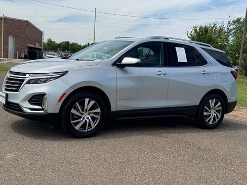 Used 2022 Chevrolet Equinox Premier FWD image 3