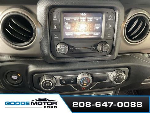 Used 2020 Jeep Wrangler Sport image 22