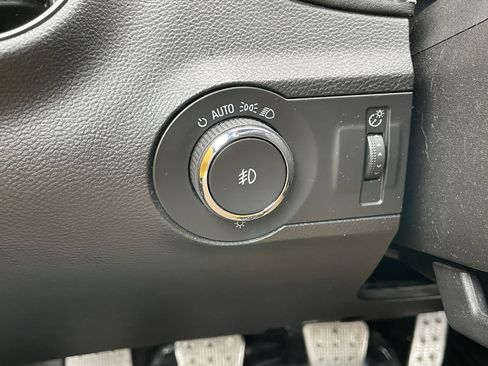 Used 2015 Chevrolet Camaro SS w/ Black Rally Stripe Package image 14