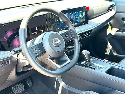 New 2026 Nissan Kicks SV w/ Interior Electronics Package FWD image 9