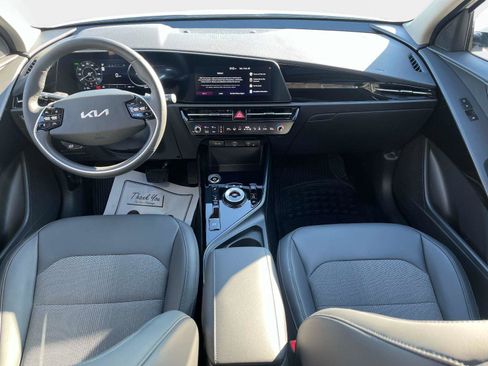 Used 2025 Kia Niro Wind w/ Wind Preserve Package image 16