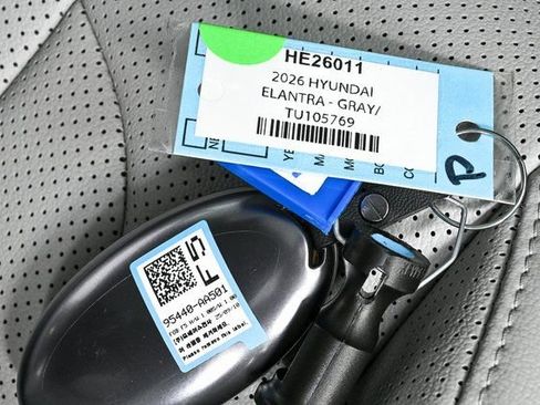 New 2026 Hyundai Elantra Limited image 39