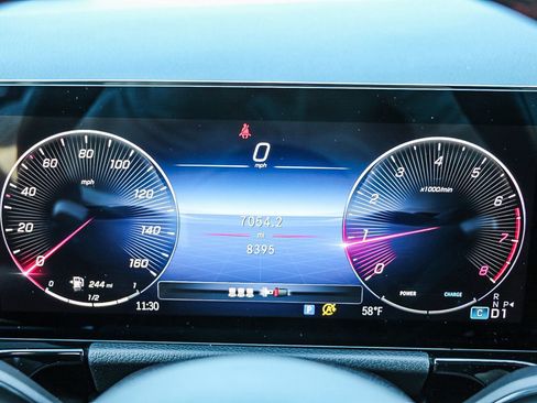 Certified 2025 Mercedes-Benz GLA 250 4MATIC image 23