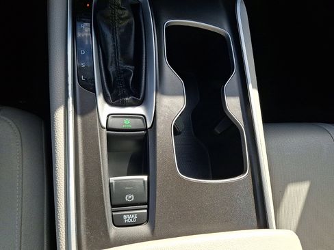 Used 2020 Honda Accord EX image 26