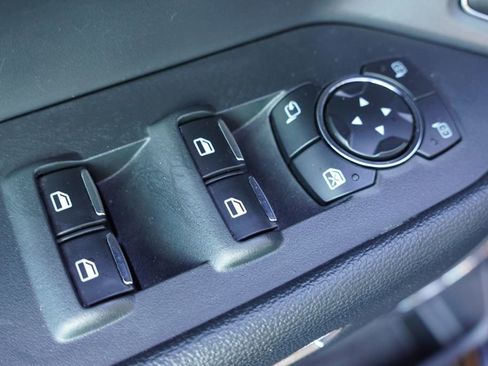 Certified 2024 Ford Expedition XLT image 26