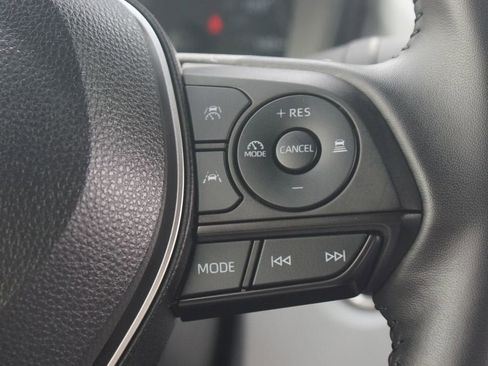 Used 2024 Toyota Corolla LE AWD/4WD image 10