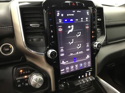 Used 2019 RAM 1500 Laramie AWD/4WD image 23