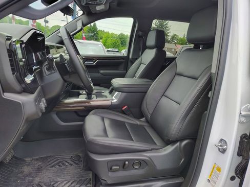Used 2026 Chevrolet Silverado 1500 LT Trail Boss AWD/4WD image 10