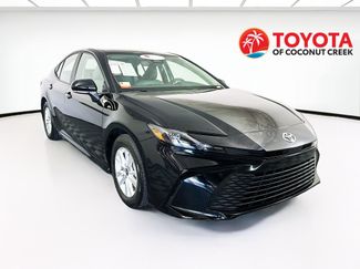 Used 2025 Toyota Camry LE w/ Convenience Package video 1