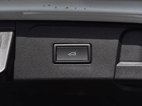 New 2026 Volkswagen Atlas SEL Premium R-Line image 26