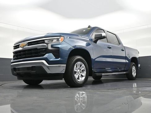 Used 2024 Chevrolet Silverado 1500 LT image 23