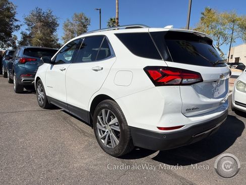 Used 2022 Chevrolet Equinox Premier FWD image 4