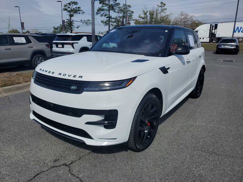Used 2023 Land Rover Range Rover Sport SE Dynamic image 1