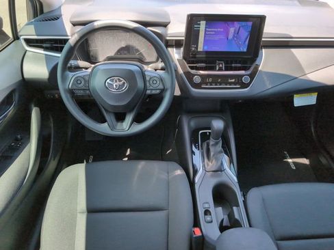 Used 2025 Toyota Corolla LE w/ Convenience Package FWD image 27